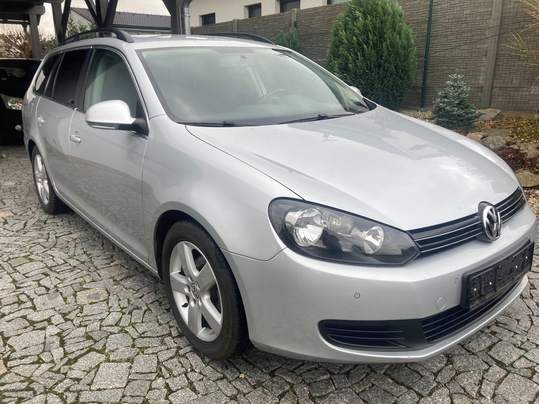 Volkswagen Golf, 1.6 TDi NAVI TAŽNÉ ZAŘÍZENÍ