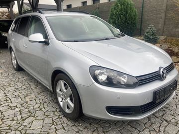 1.6 TDi NAVI TAŽNÉ ZAŘÍZENÍ