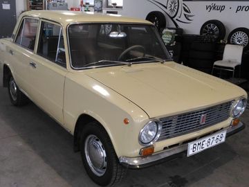1,2I,44KW,PERFEKTNÍ STAV