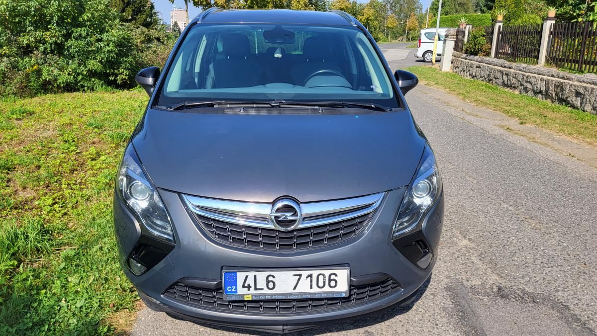 Opel Zafira, 1,4 TURBO LPG - fotka 2