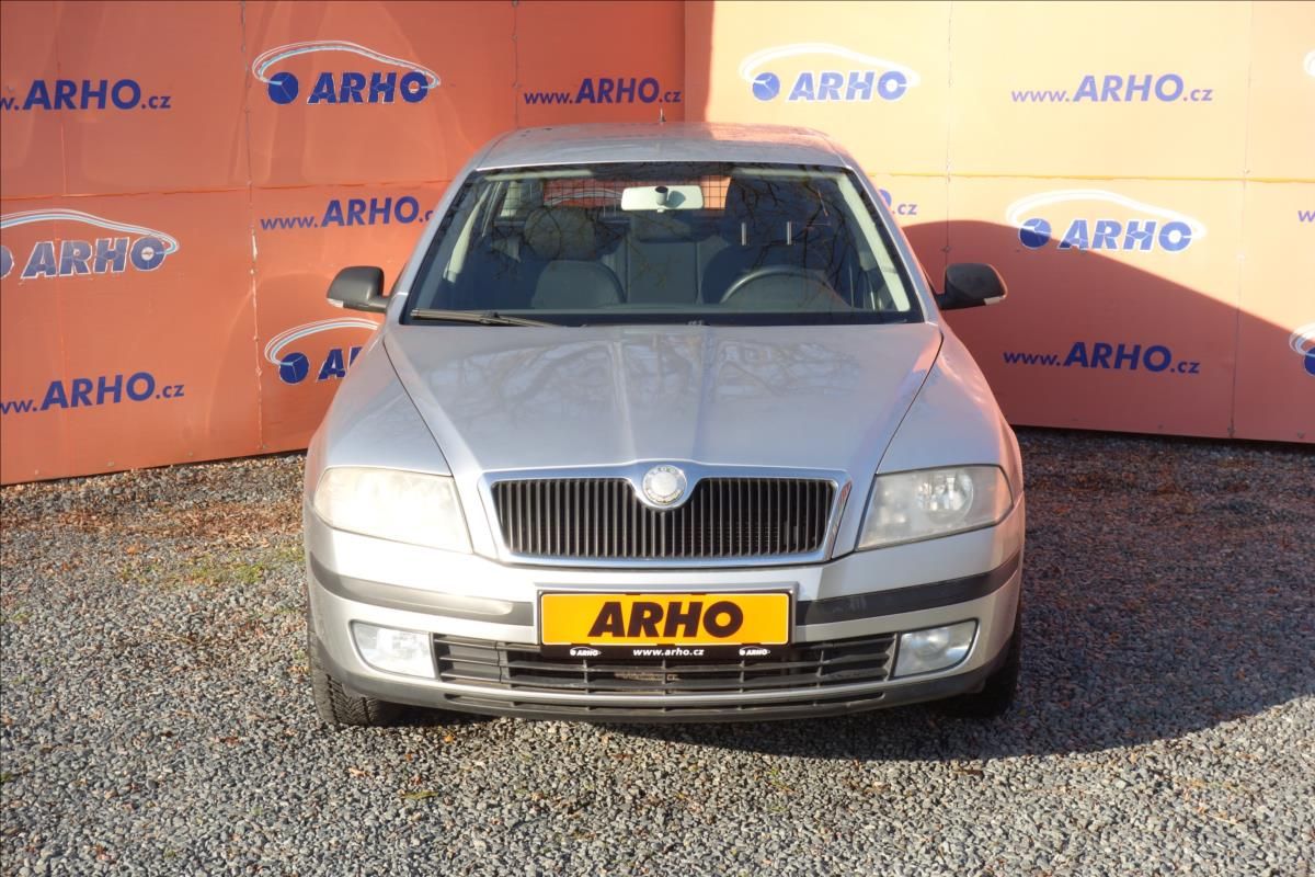 Škoda Octavia, 1,8 TSi, ČR, 1 MAJ., SERV.KN. - fotka 2