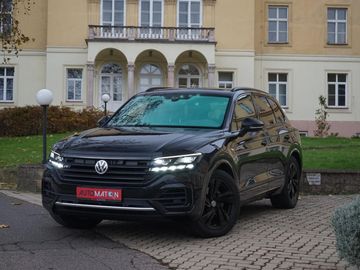 210kW R-Line Masáže HUD Pano D