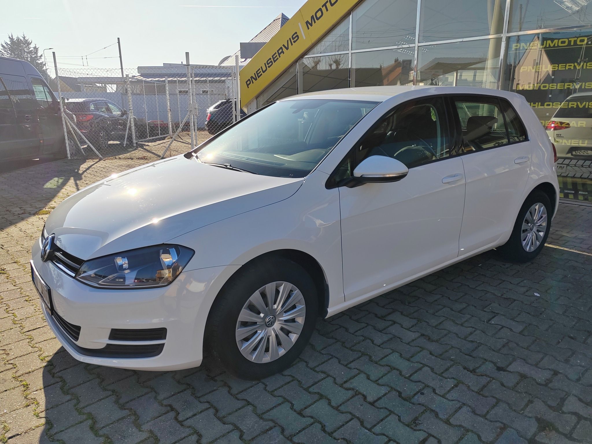 Volkswagen Golf, 1.2TSI, 63KW,Manuál CZ