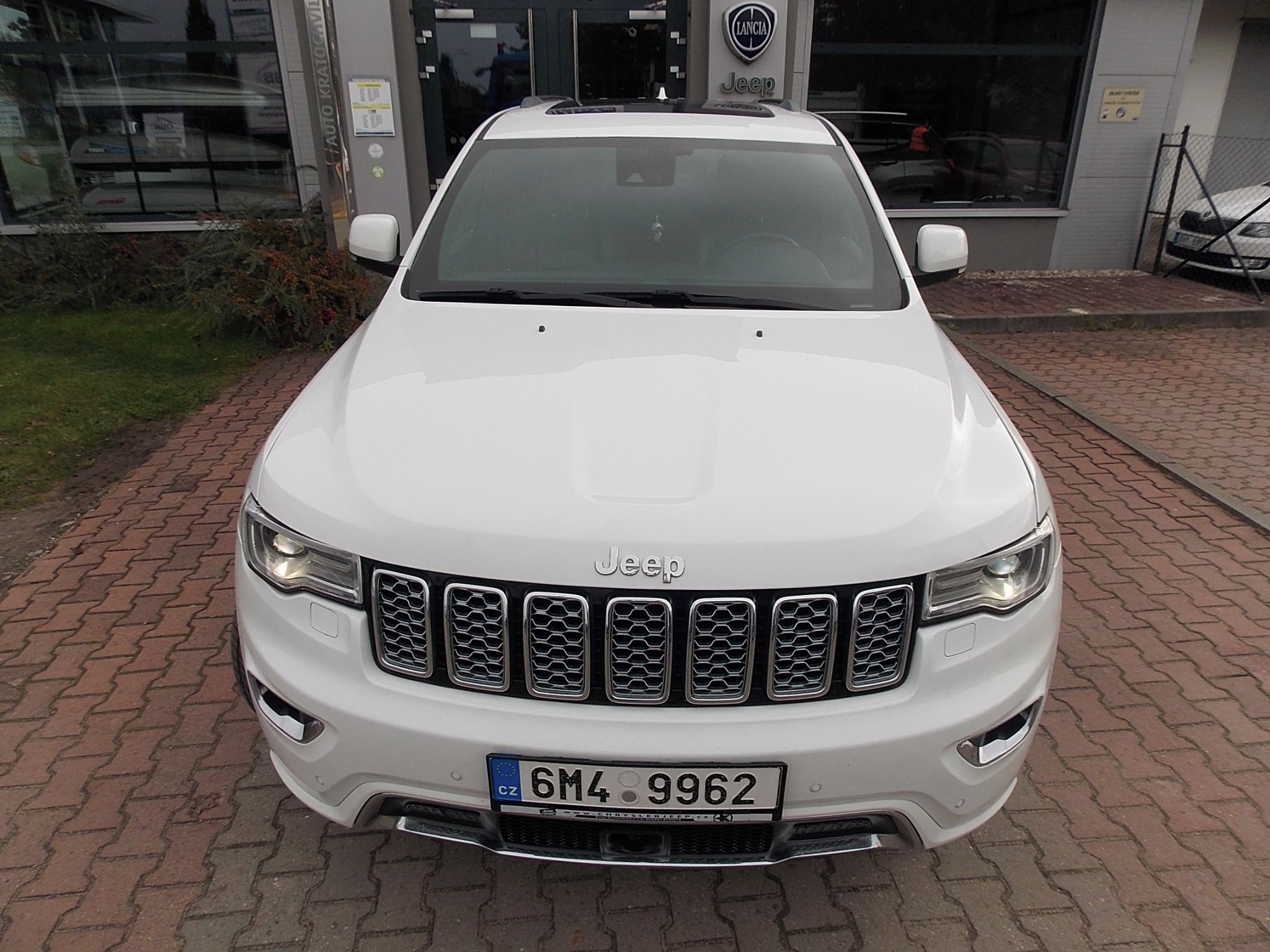 Jeep Grand Cherokee - fotka 4