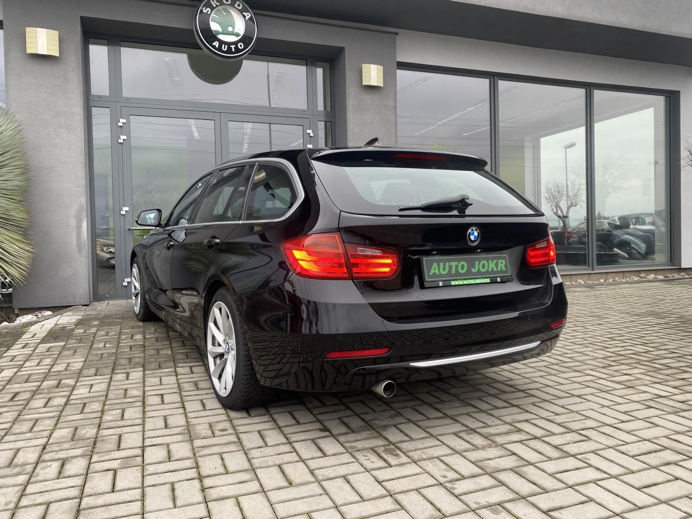 BMW Řada 3, 2,0 F31 320d 135kW MODERN LINE - fotka 5