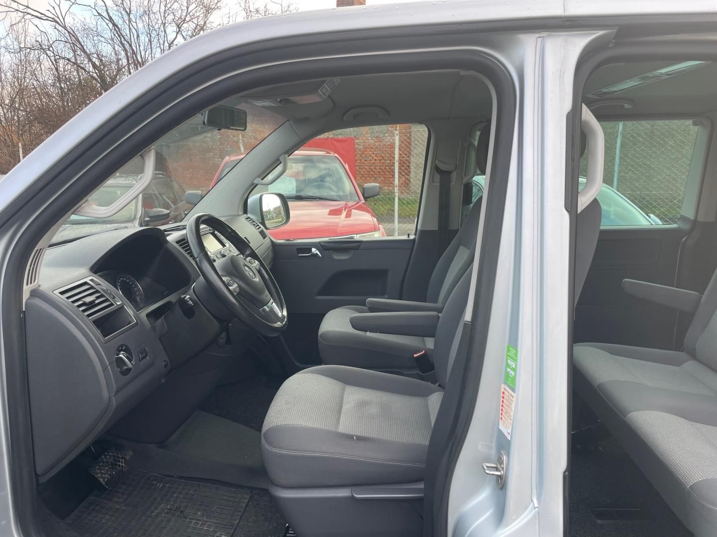 Volkswagen Caravelle, 2.0 TDI DSG LONG WEBASTO - fotka 6