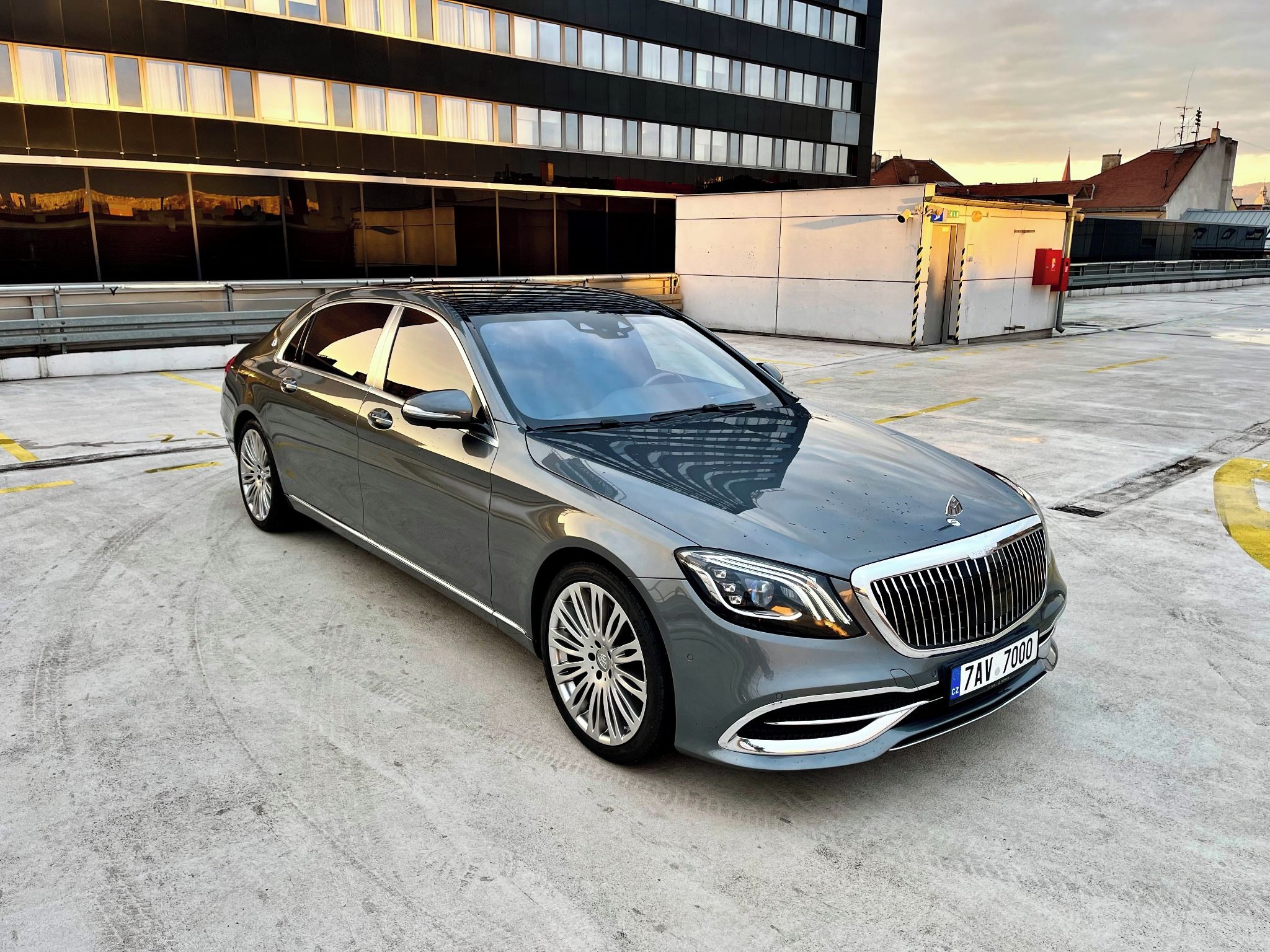 Mercedes-Benz Třídy S, MAYBACH, 4 MATIC, 4 místné - fotka 4