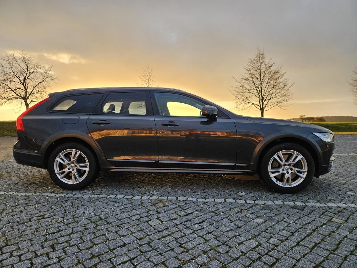 Volvo V90, CROSS COUNTRY, DPH, TOP STAV - fotka 5
