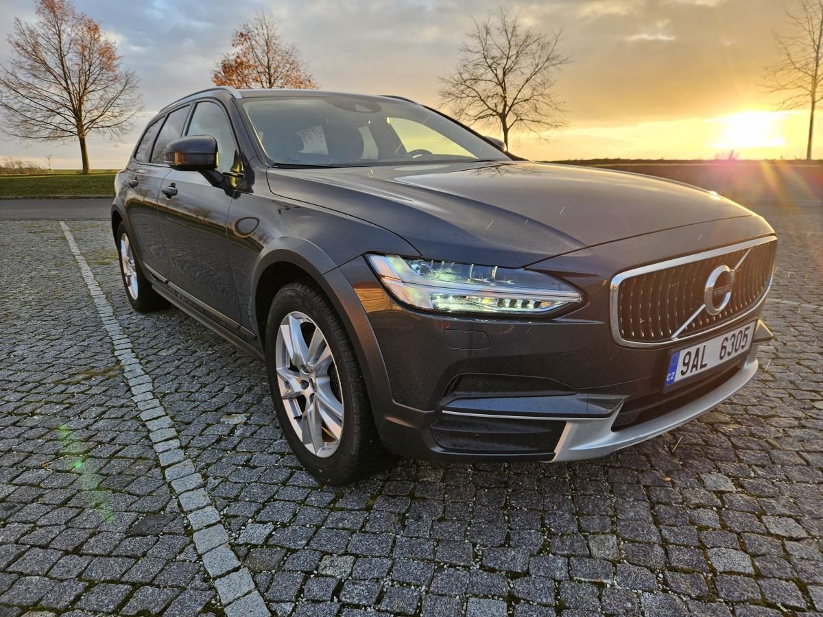 Volvo V90, CROSS COUNTRY, DPH, TOP STAV - fotka 4