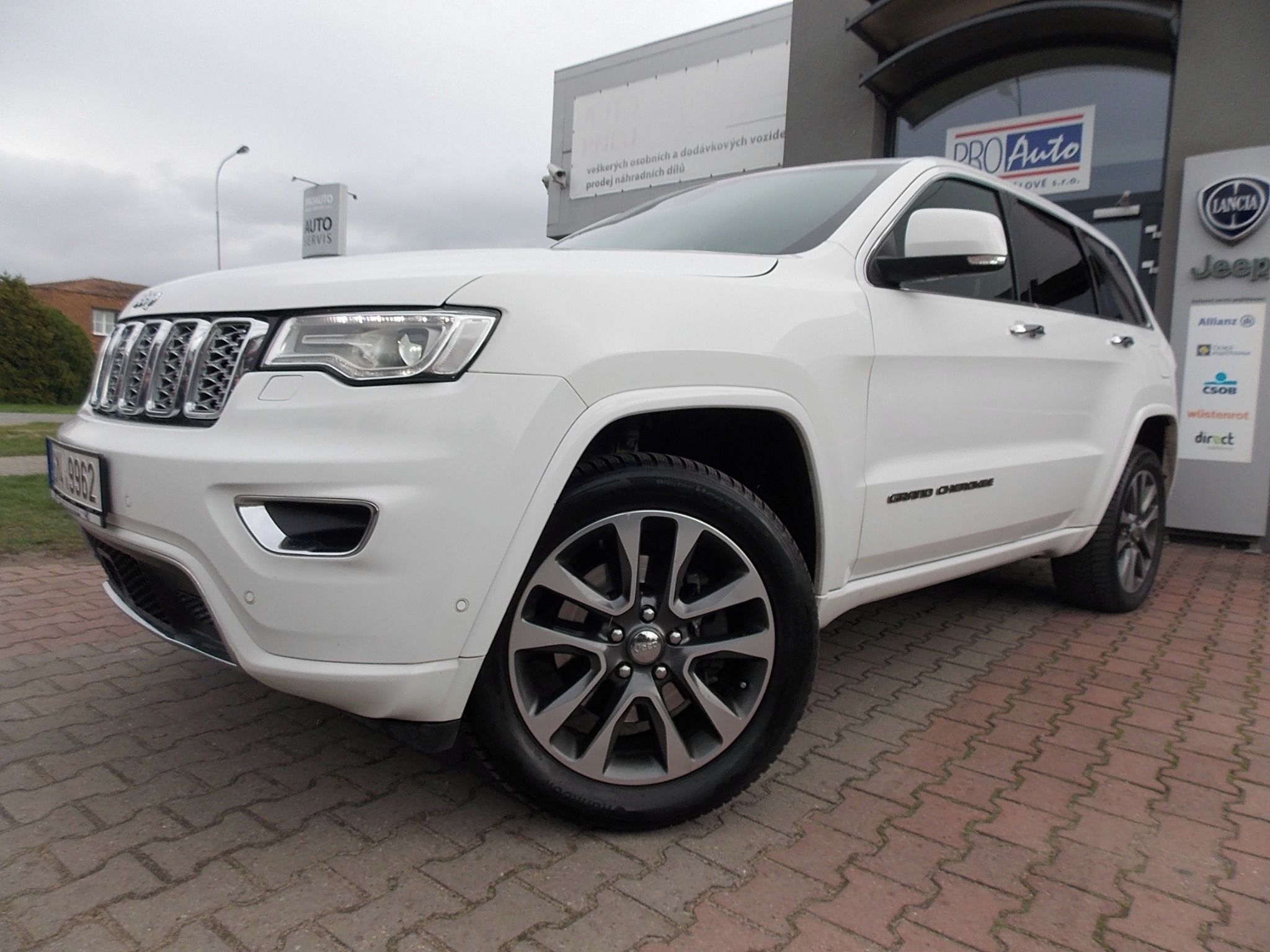 Jeep Grand Cherokee - fotka 3