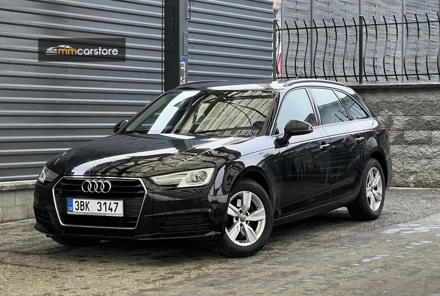 Audi A4, 2.0 TDI, S-TRONIC, NAVI - fotka 3
