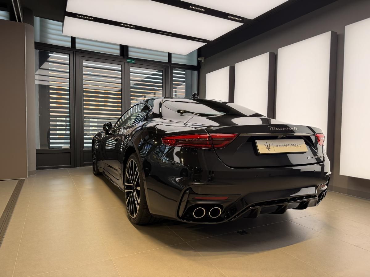 Maserati GranTurismo, Trofeo 550 HP - fotka 6