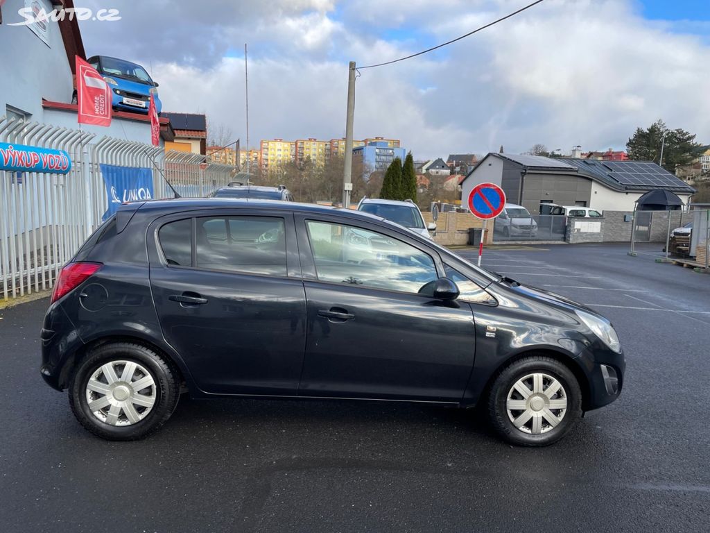 Opel Corsa, 1,4 64kW SERVISKA KLIMA