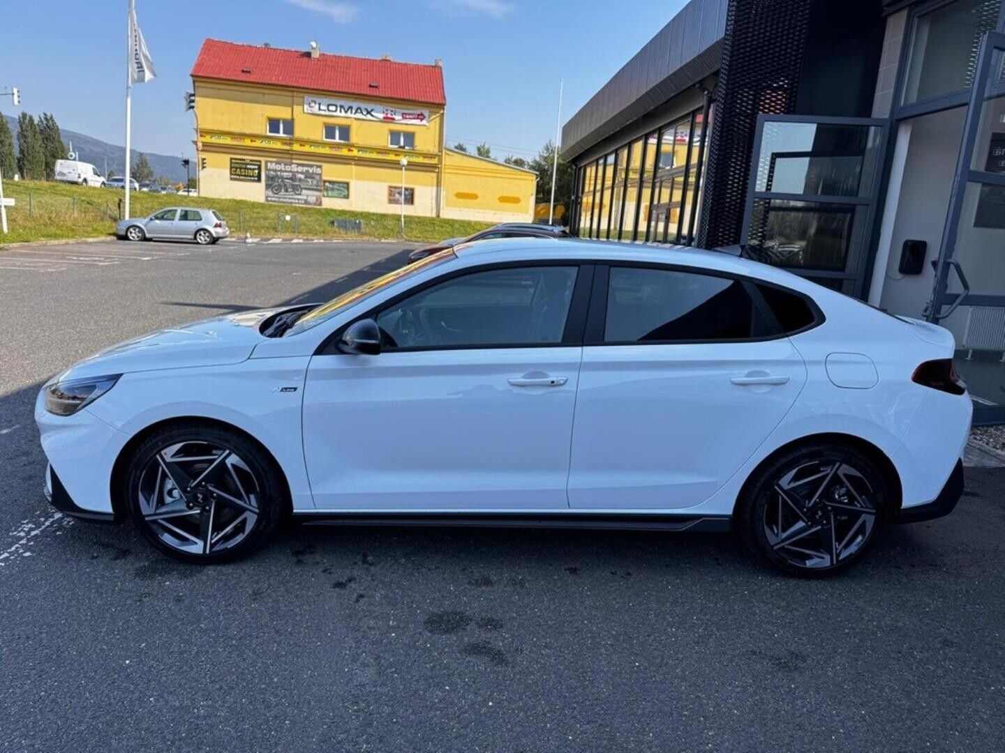 Hyundai i30, 1.5  _ kW - fotka 3