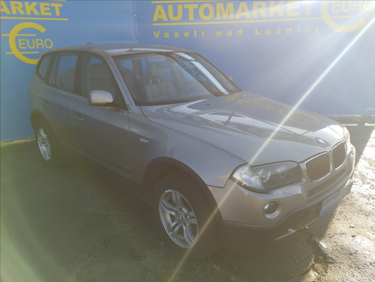 BMW X3, 2,0 130KW X-DRIVE ,ČR - fotka 3