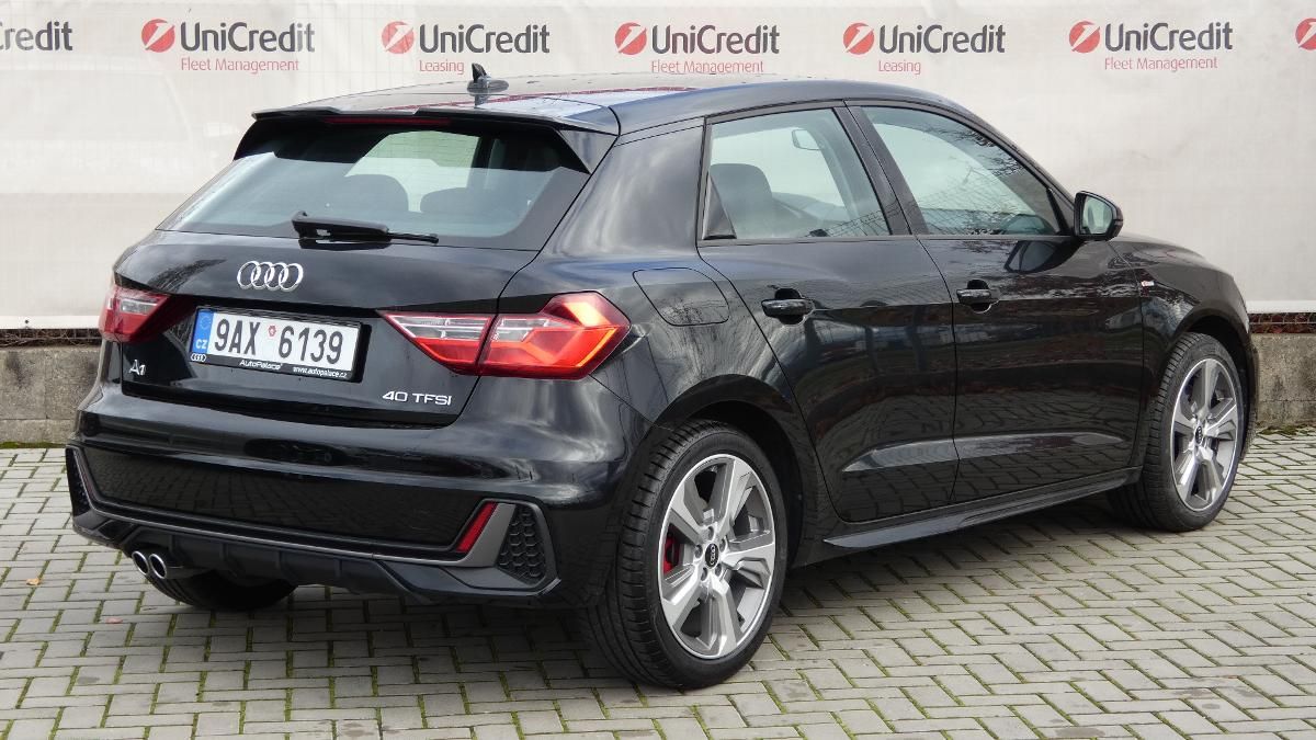 Audi A1, 2.0 40 TFSI S line Sportback - fotka 3