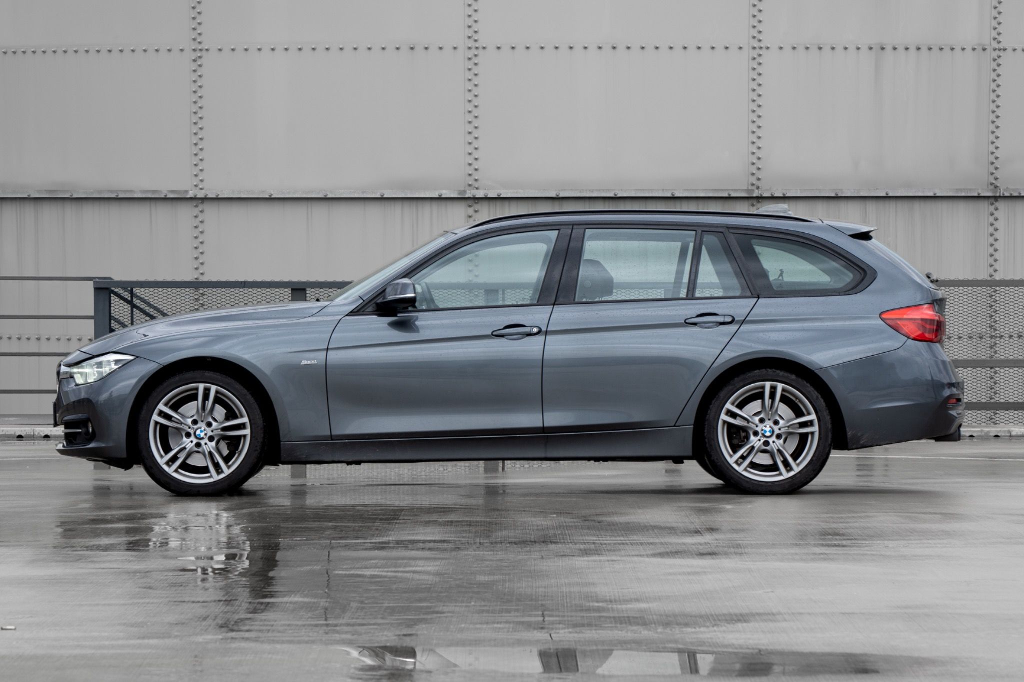 BMW Řada 3, 330d xdrive 2xKOLA - fotka 4