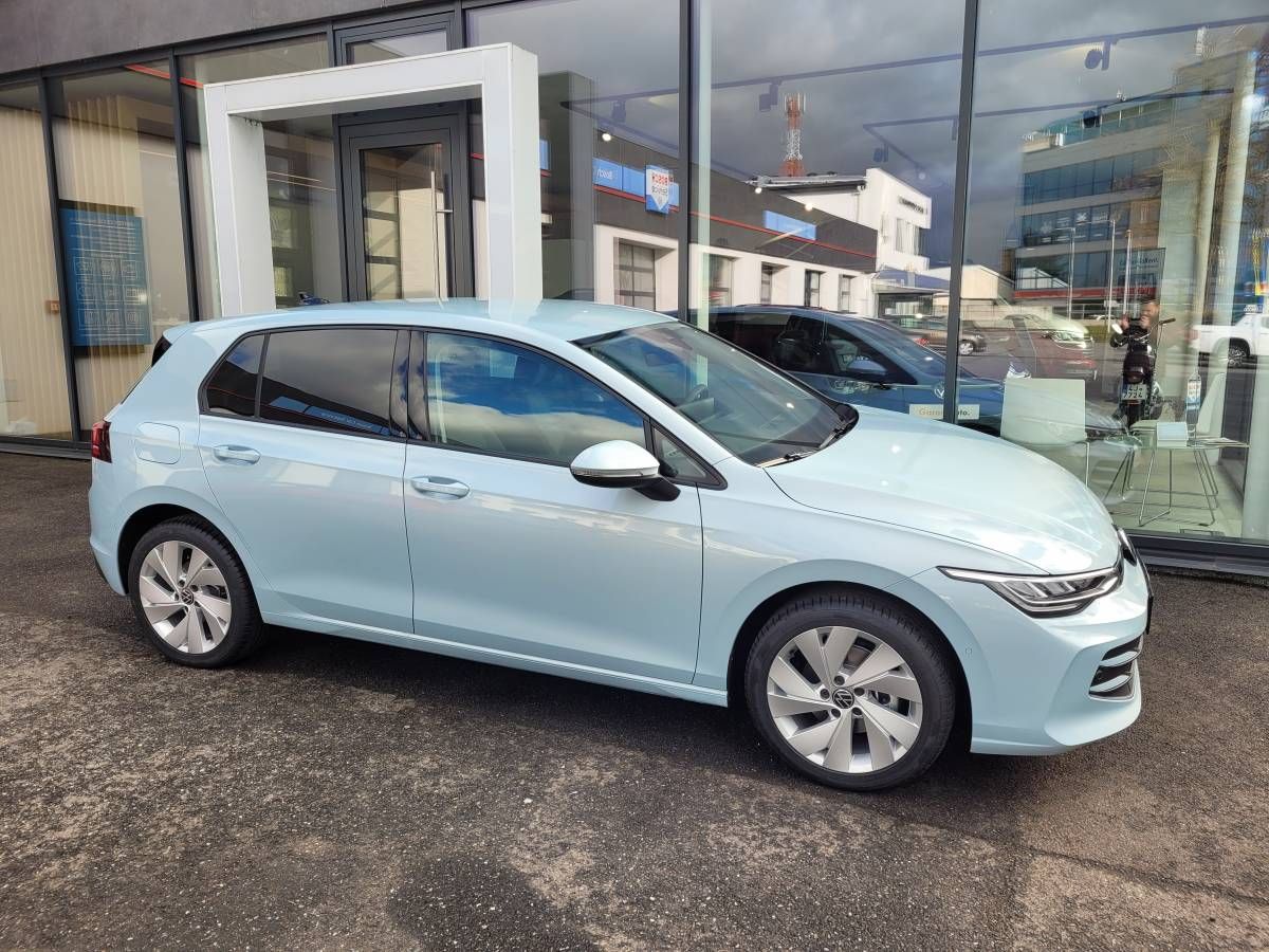 Volkswagen Golf, 1.5 TSI People - fotka 4