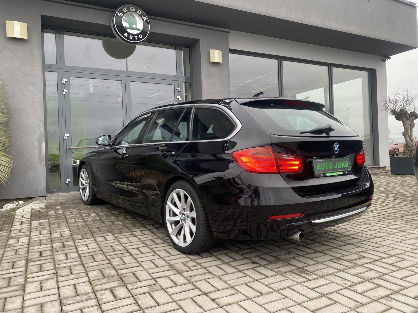 BMW Řada 3, 2,0 F31 320d 135kW MODERN LINE - fotka 6