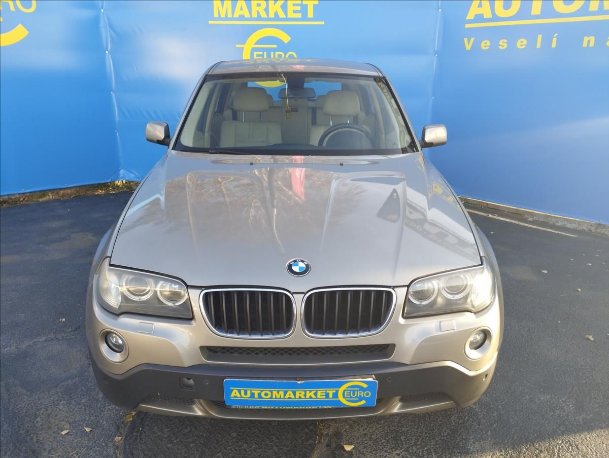 BMW X3, 2,0 130KW X-DRIVE ,ČR - fotka 2