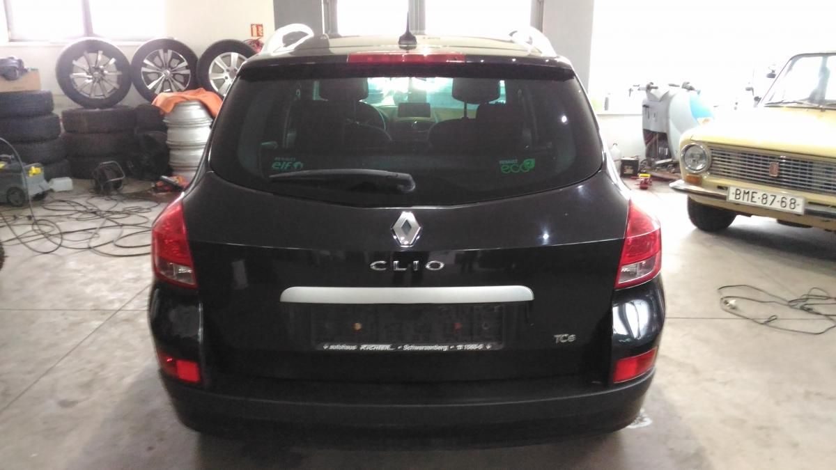 Renault Clio, 1,2TCE,76KW,AUT.KLIMA,ALU,NAVI - fotka 6
