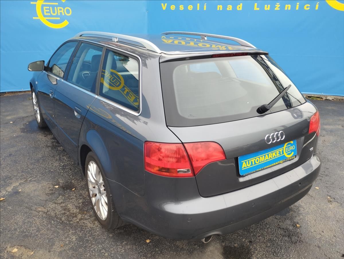 Audi A4, 1,6   1.6 MPi 75KW - fotka 6