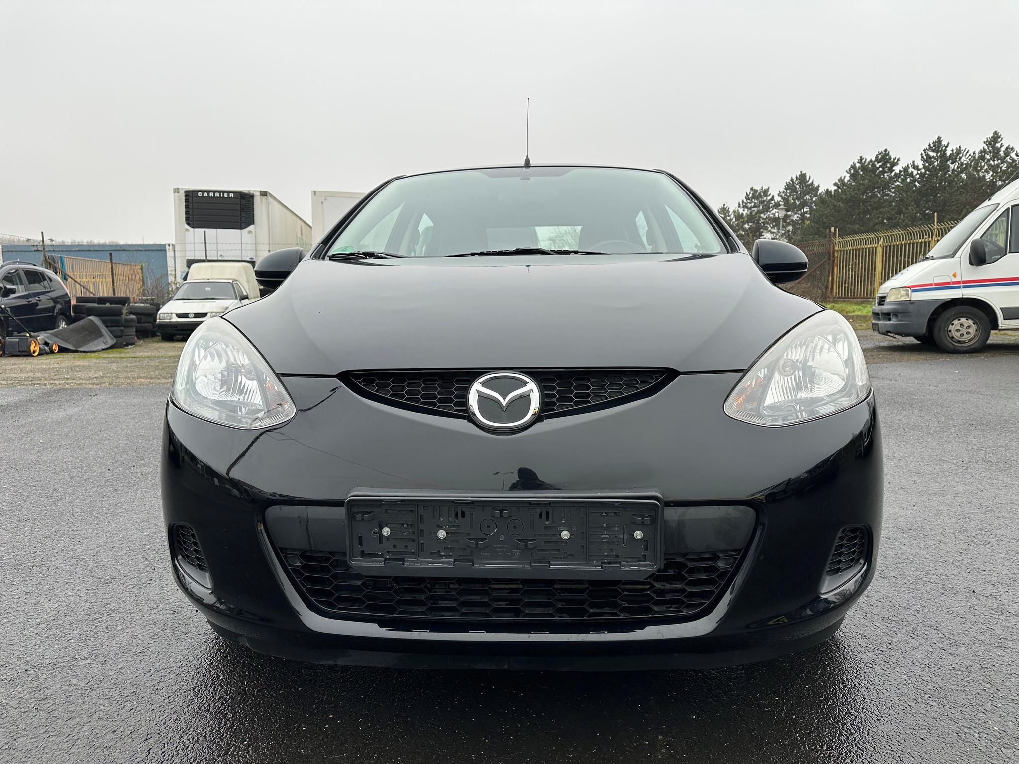 Mazda 2, 1.3i - fotka 2