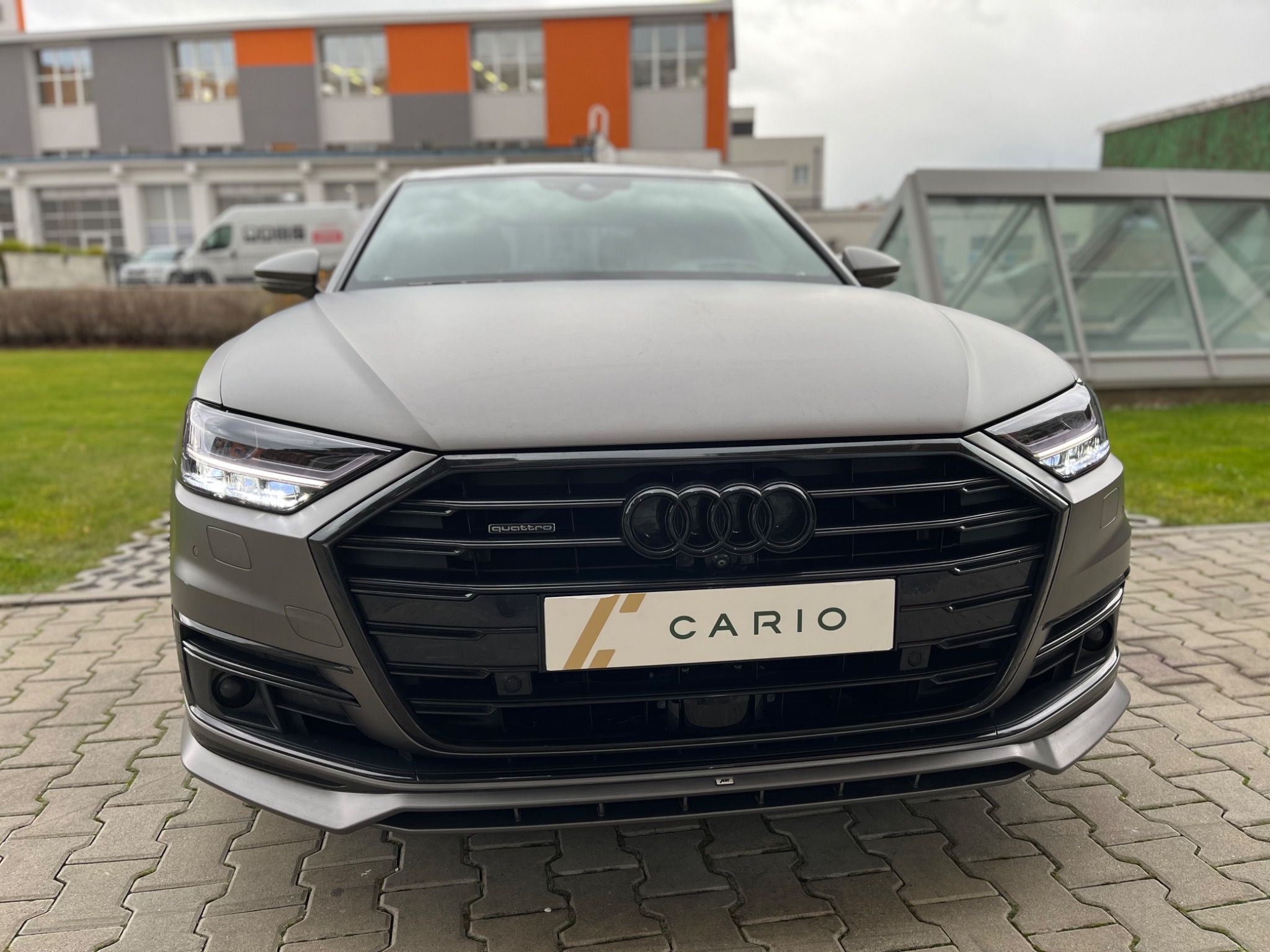 Audi A8, A8 long full spec + ABT paket - fotka 3