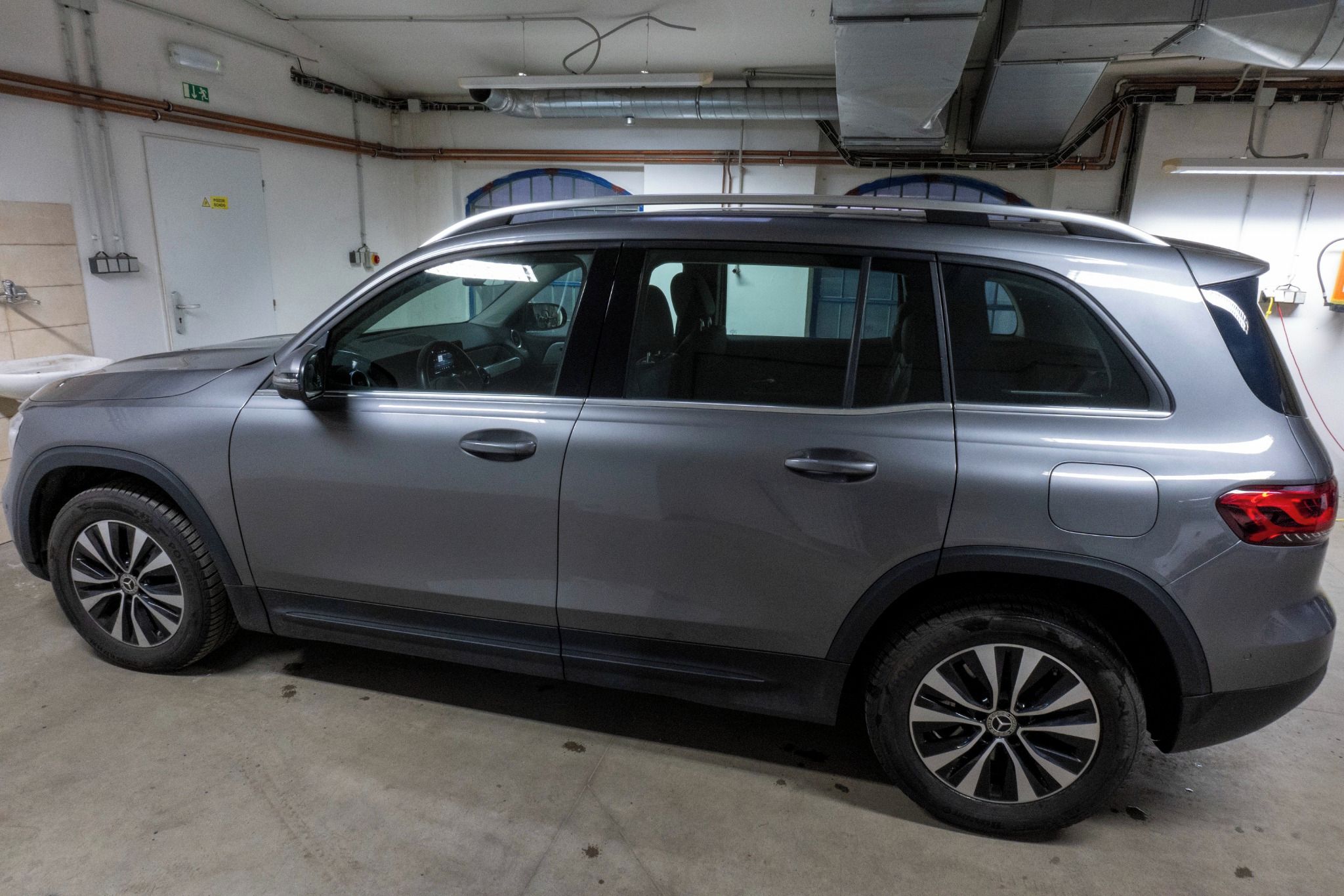 Mercedes-Benz GLB, 220d*4MATIC*360*Př.TOP* - fotka 5