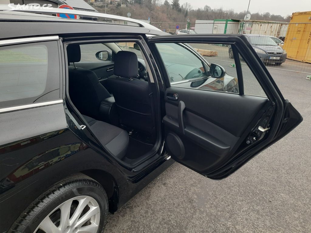 Mazda 6, 1,8, SERVISKA, PKNÝ STAV