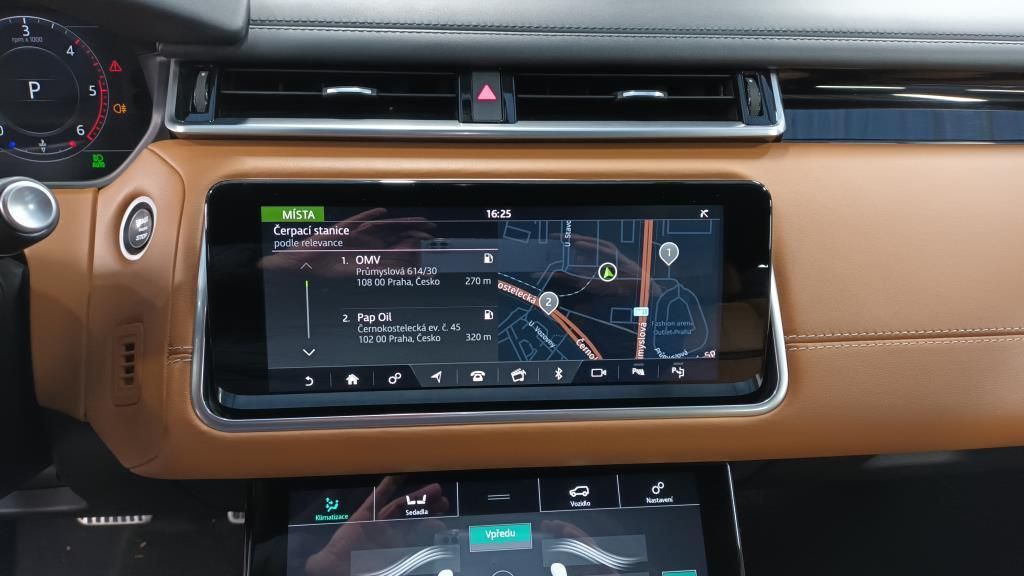 Land Rover Range Rover Velar, R-Dynamic HSE - fotka 6