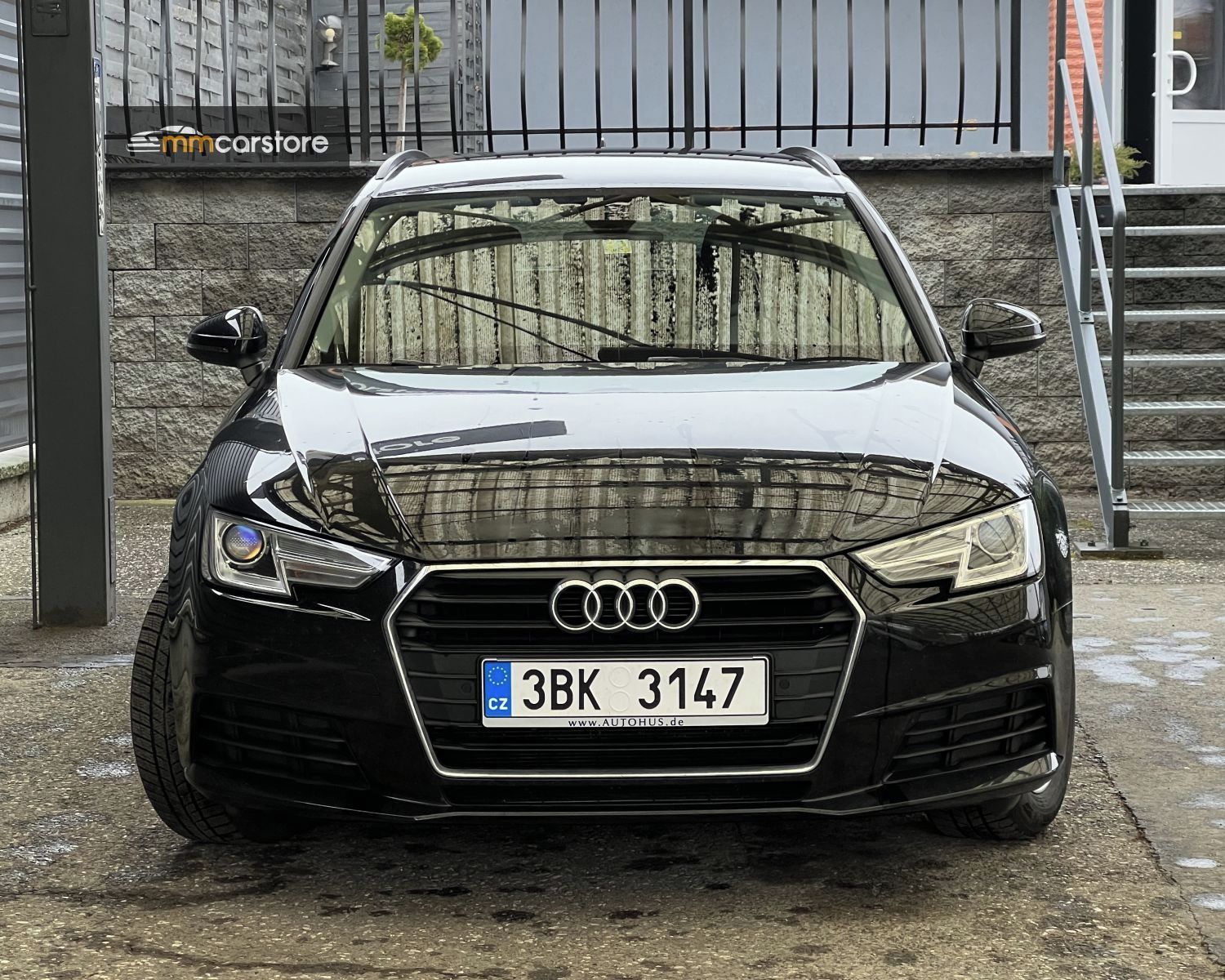 Audi A4, 2.0 TDI, S-TRONIC, NAVI - fotka 2