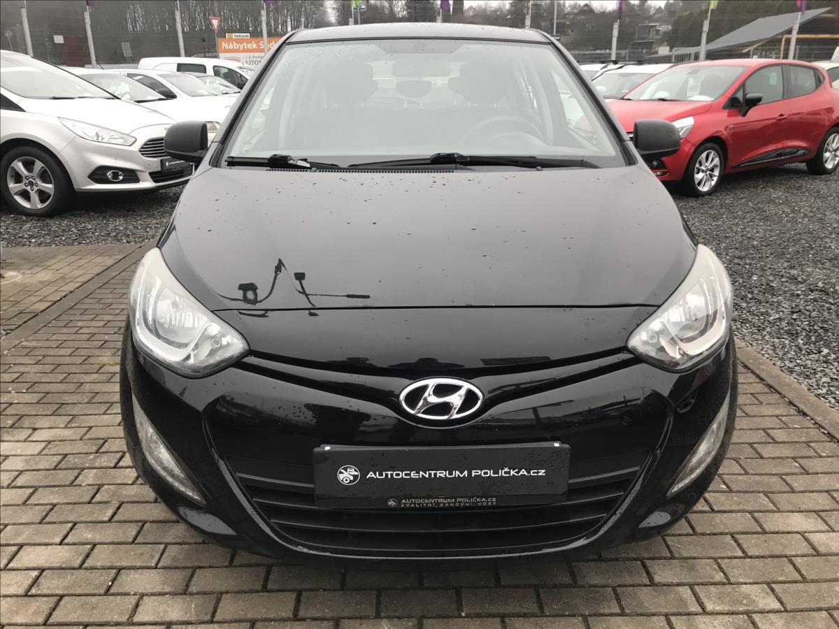 Hyundai i20, 1,3 1.2i 63kW Classic - fotka 4
