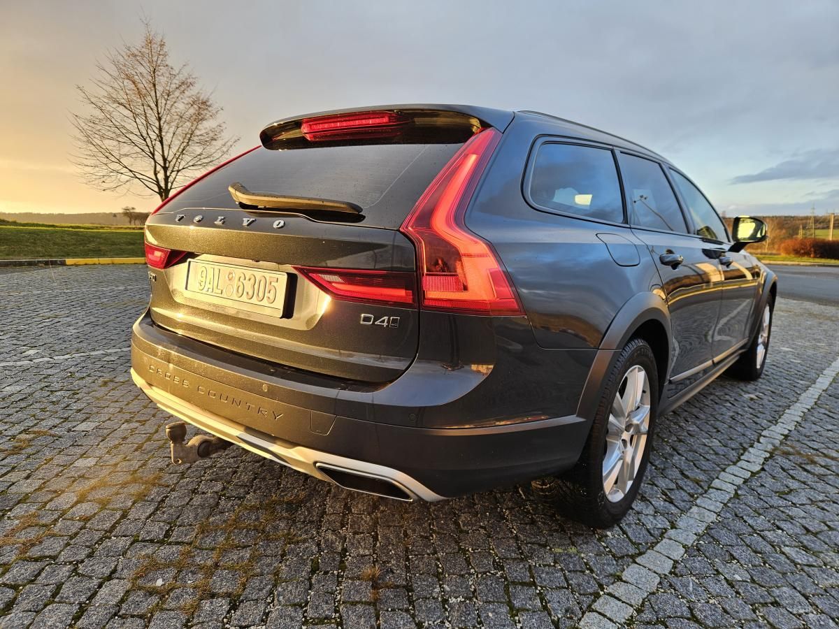 Volvo V90, CROSS COUNTRY, DPH, TOP STAV - fotka 6