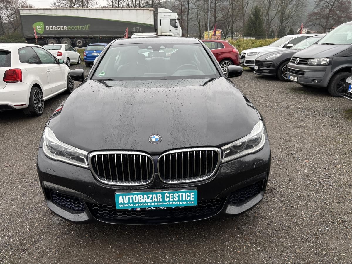BMW Řada 7, 750d X-drive M-paket - fotka 2