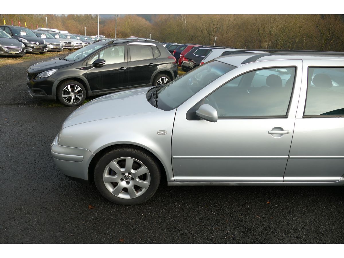 Volkswagen Golf, 1,9TDI 96KW DIGI-KLIMA - fotka 5