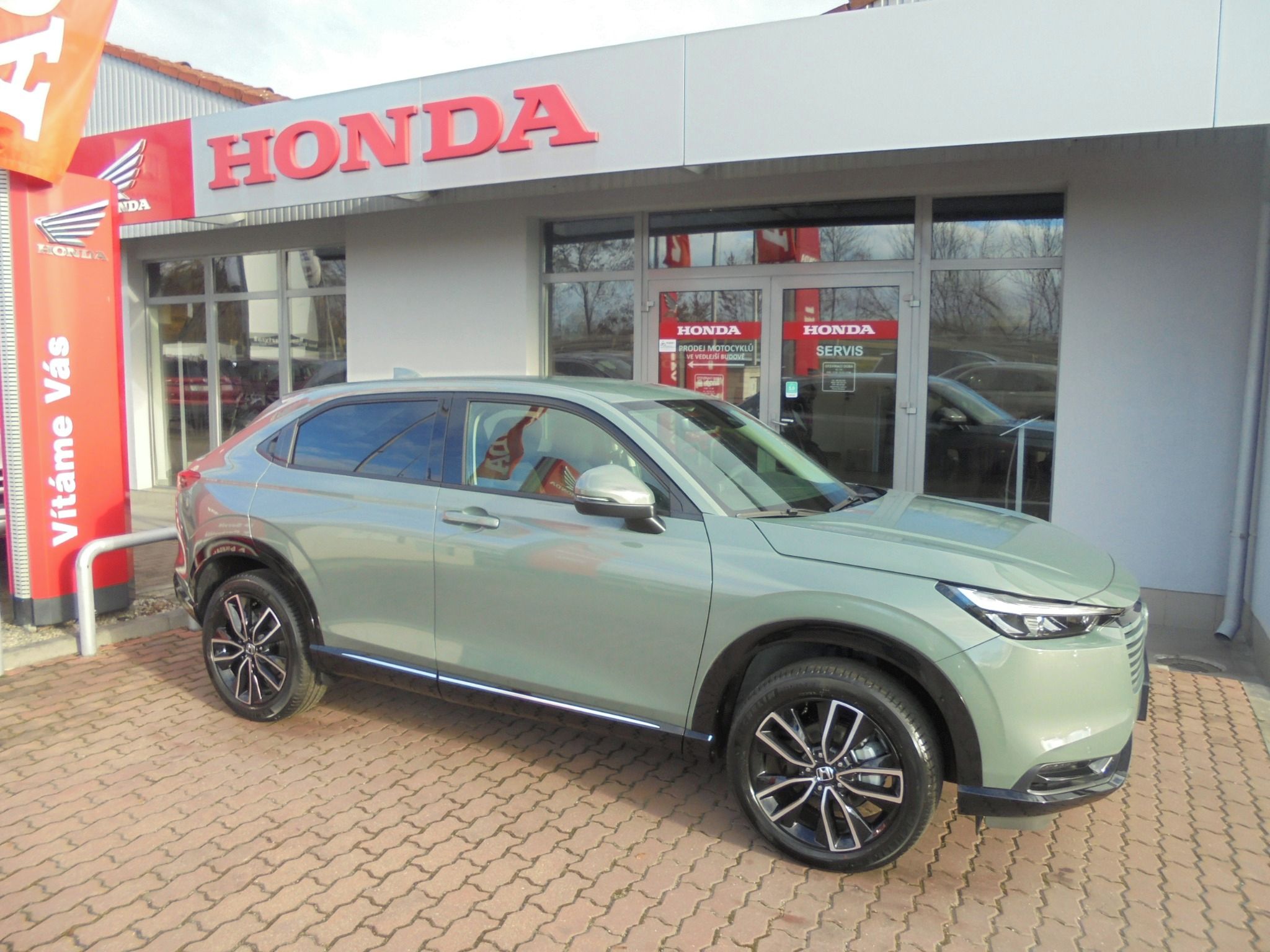 Honda HR-V, 1.5e:HEV ADVANCE 2027 - fotka 2