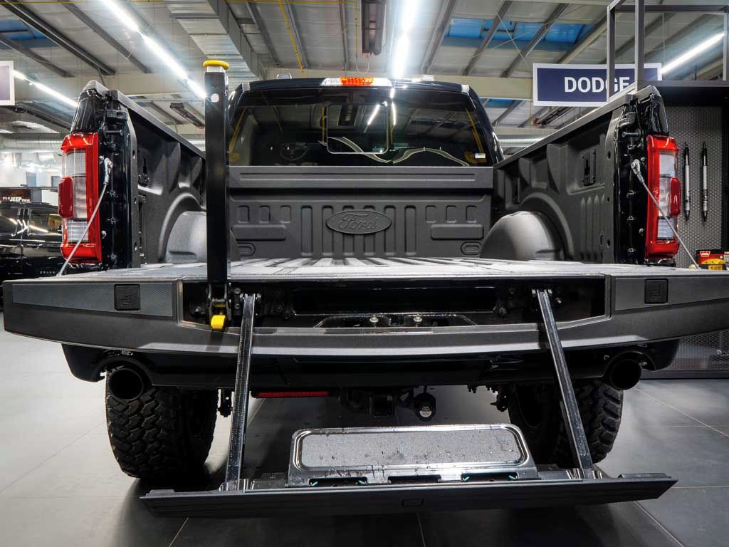 Ford F-150, 5.0 V8 Lariat 6" Lift kit - fotka 6