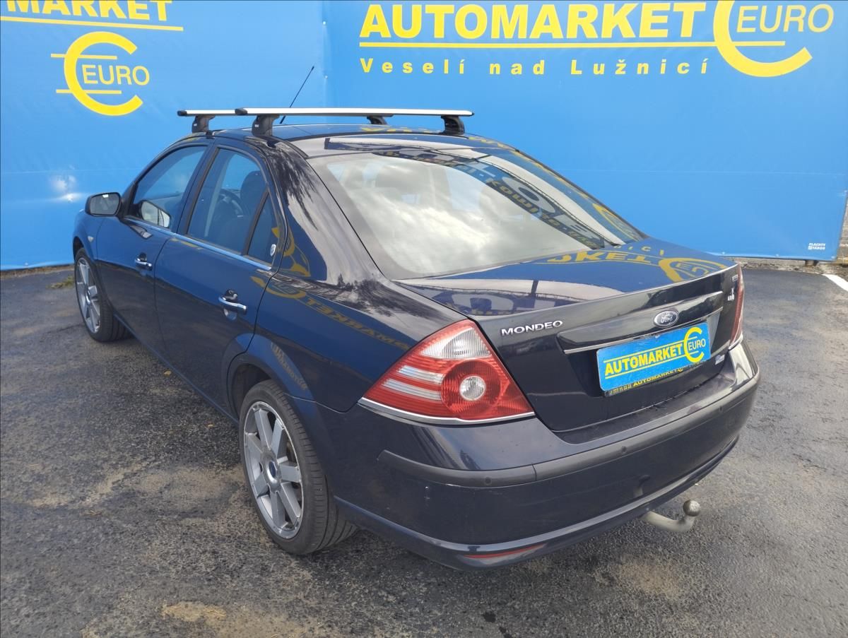 Ford Mondeo, 1,8 Ghia - fotka 6