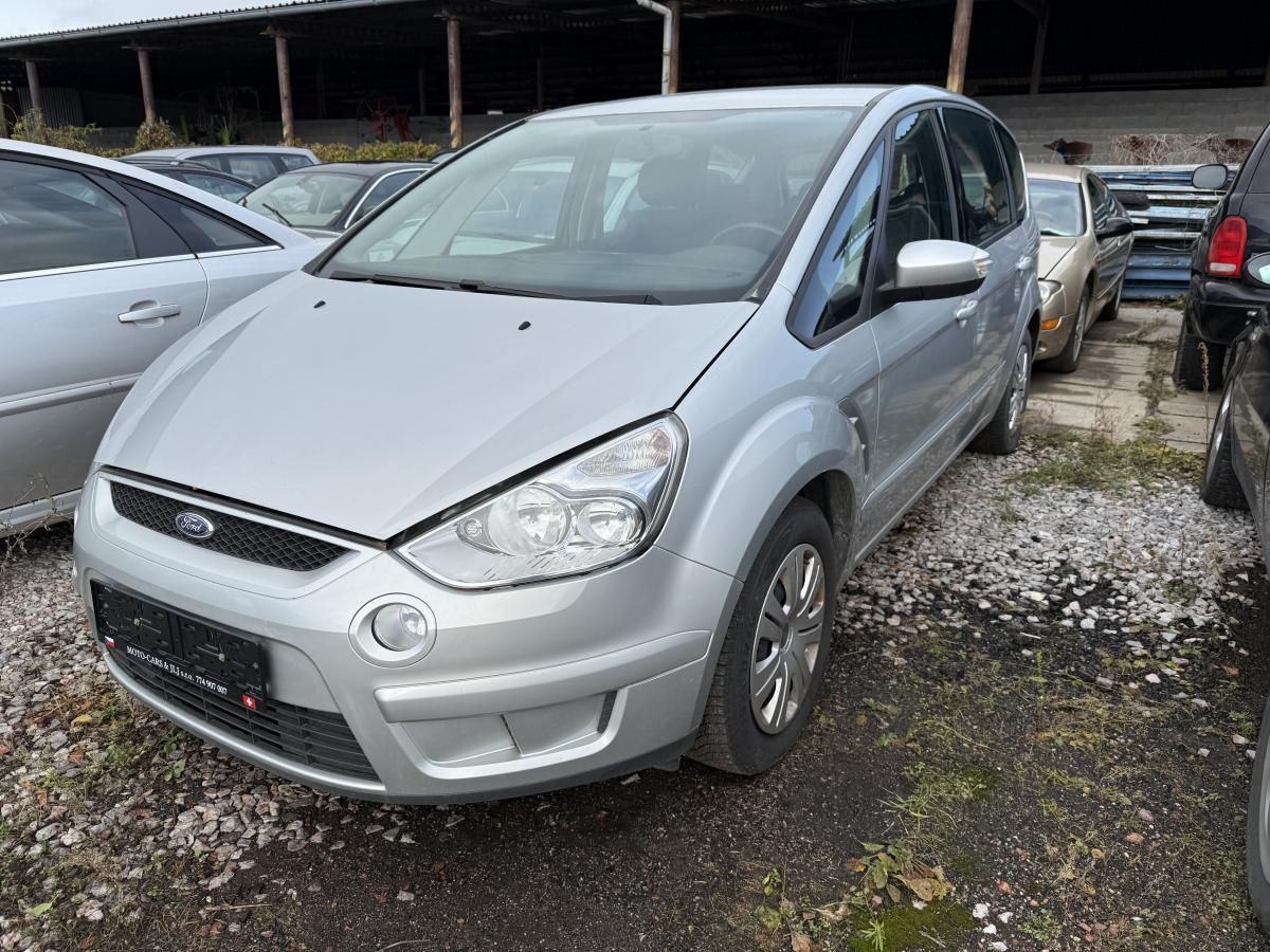 Ford S-MAX, 2.0i 107Kw 7 míst! - fotka 4
