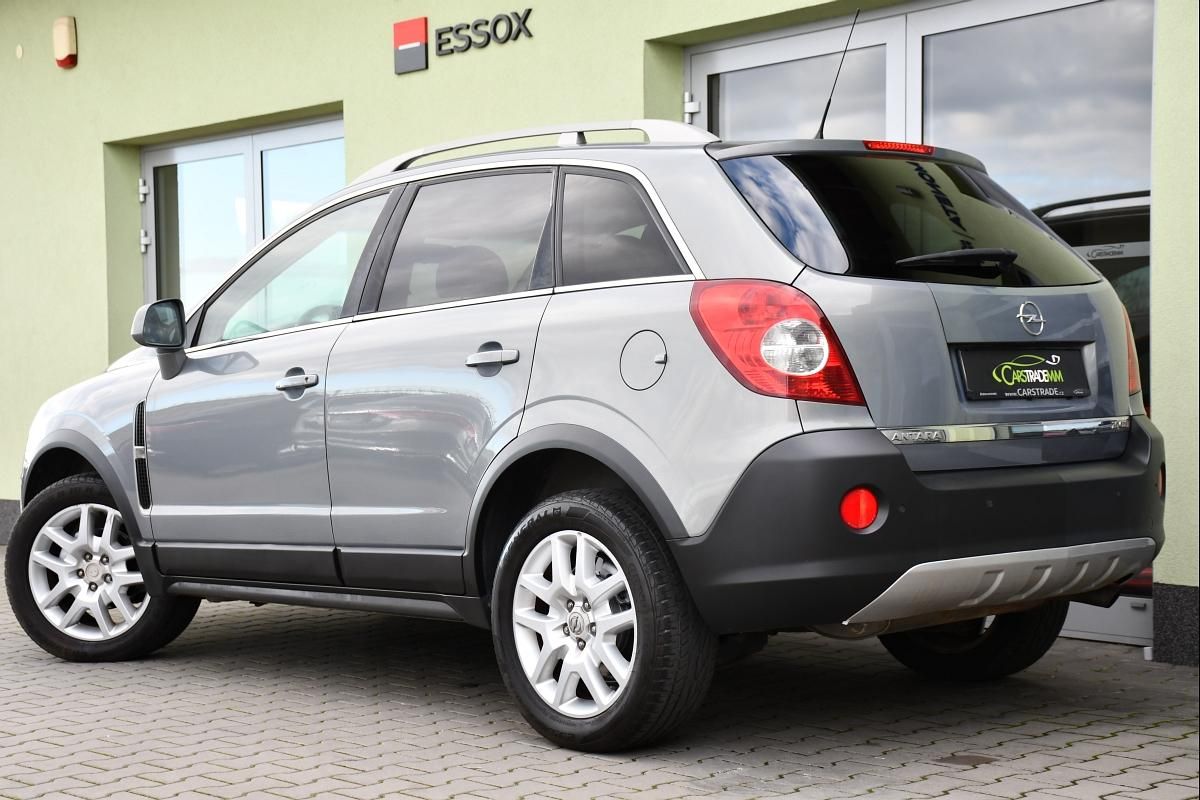 Opel Antara, 2.0CDTi COSMO 4X4 AUT A/C - fotka 3