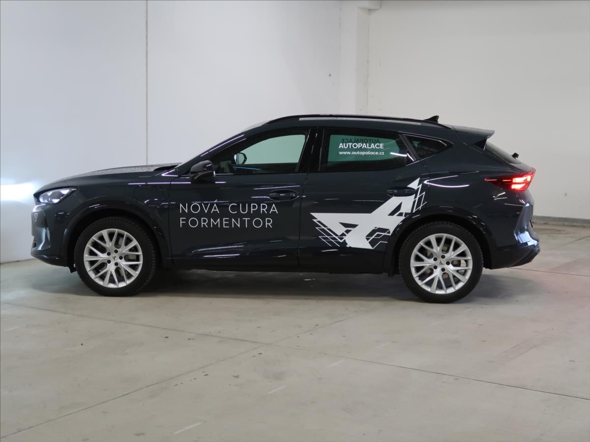 Cupra Formentor, 1,5 e-HYBRID VZ 272HP DSG PANO - fotka 3
