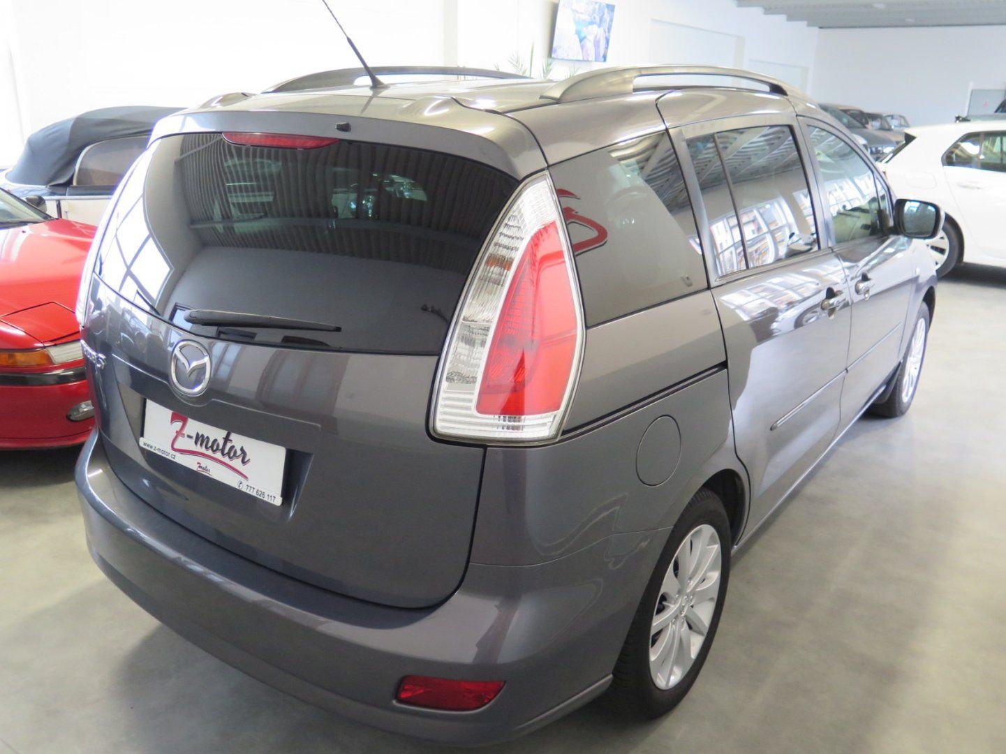 Mazda 5, 1.8i,klima,výhřev,servis,7míst - fotka 4