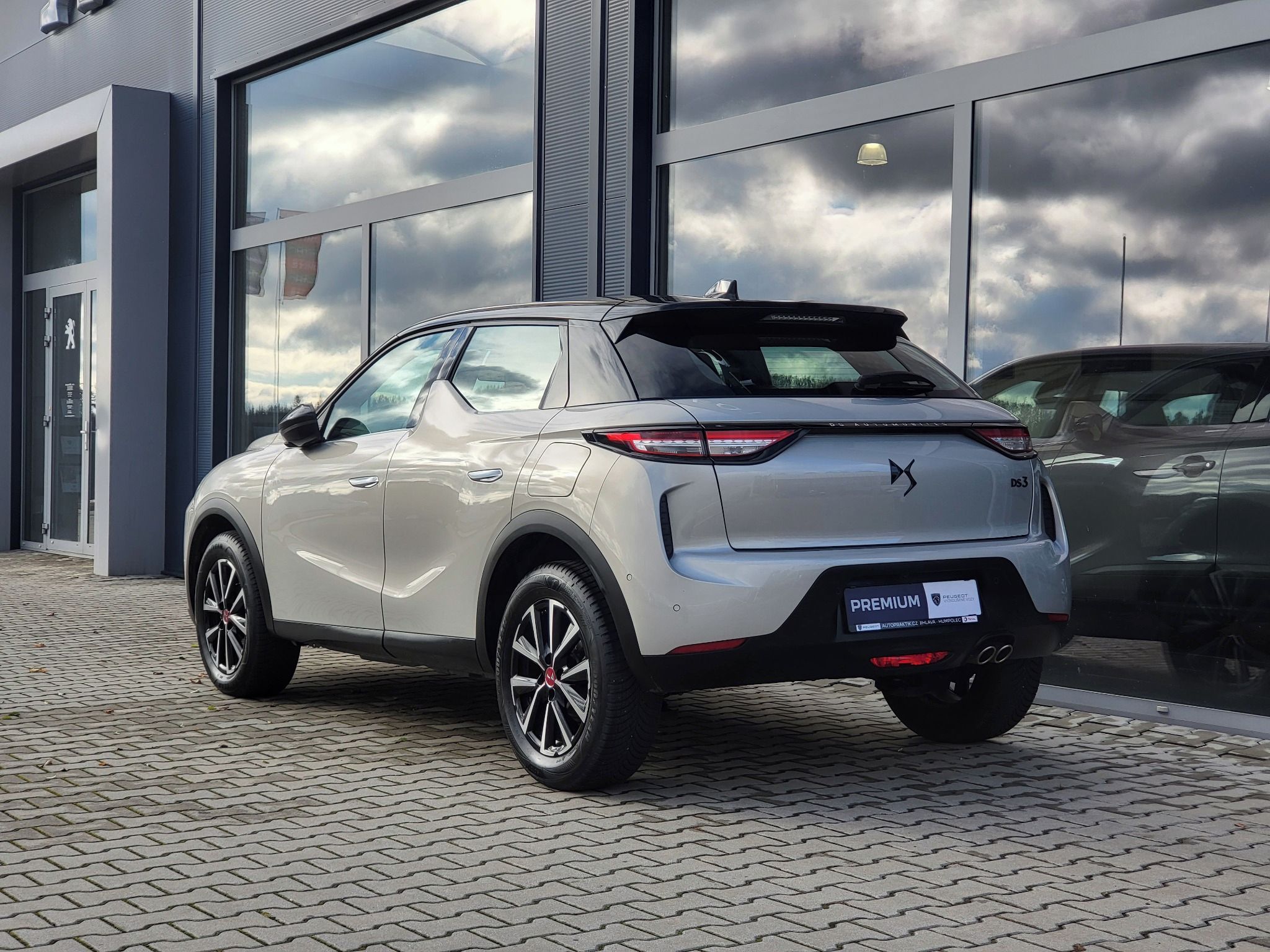 DS 3, PERFORMANCE LINE 130 S&S EAT8 - fotka 4