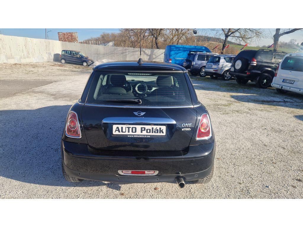 Mini One, 1,6 16V - fotka 4