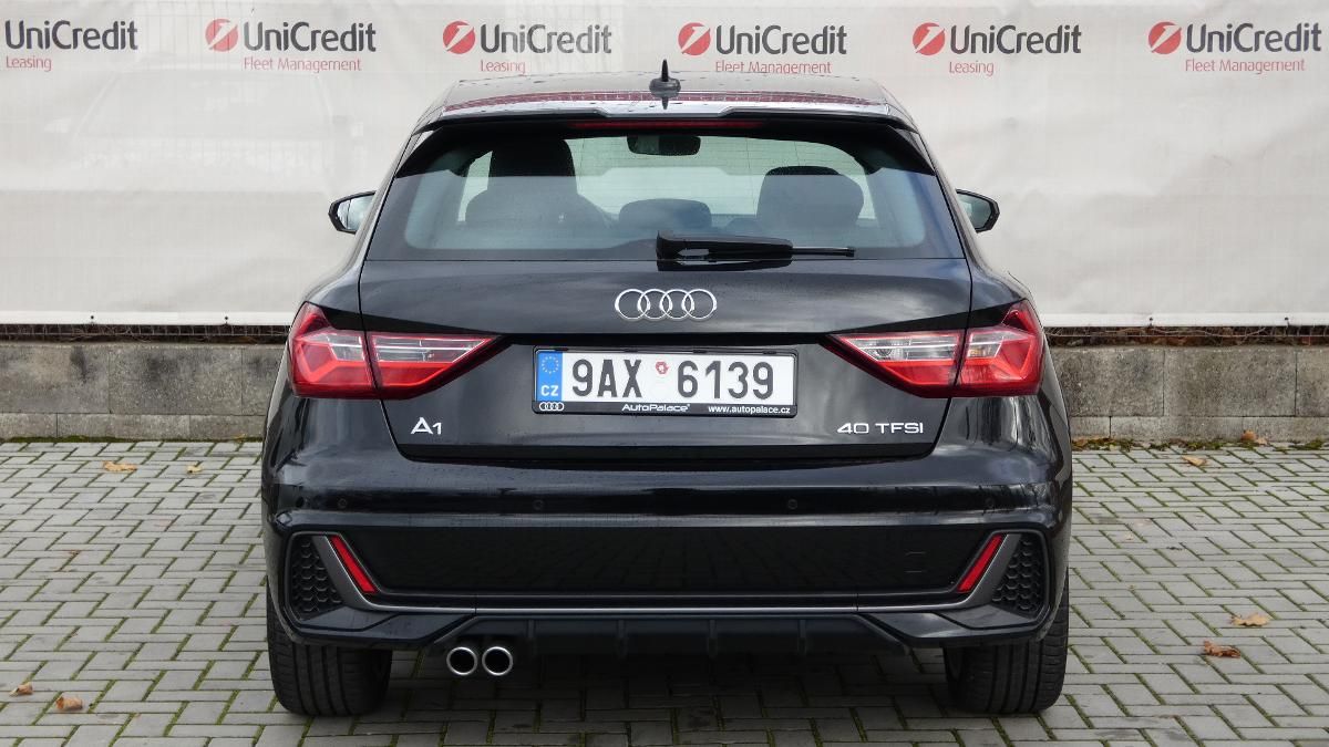 Audi A1, 2.0 40 TFSI S line Sportback - fotka 4