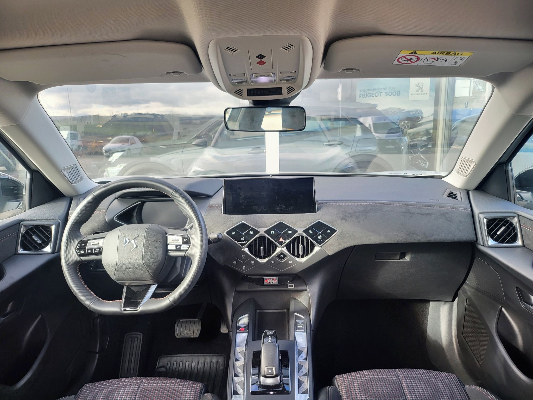 DS 3, PERFORMANCE LINE 130 S&S EAT8 - fotka 6
