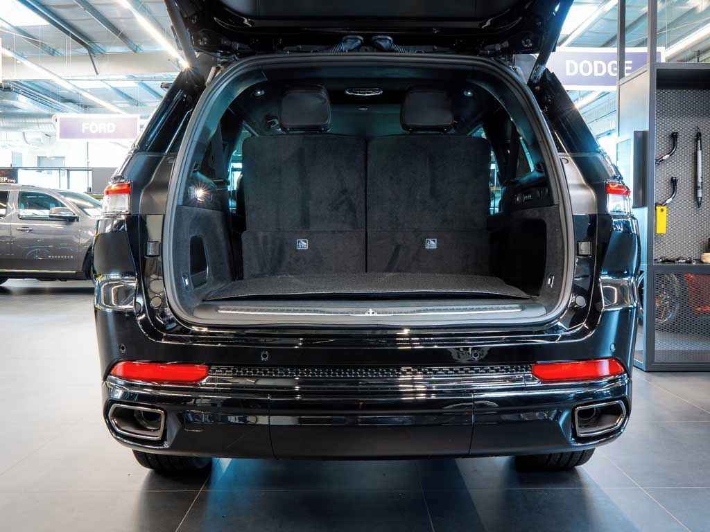 Jeep Grand Cherokee, 5.7 V8 Summit Reserve L HeadUp - fotka 6