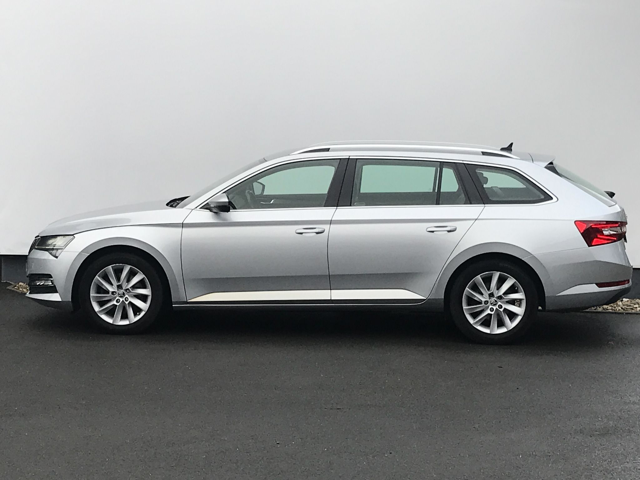 Škoda Superb, 2,0TDI 147kW 7°DSG Style+Kůže - fotka 5
