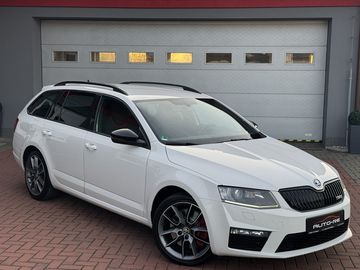 RS 2.0TDi Xenony Navi Canton